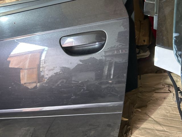 bontott AUDI A3 Bal első Ajtó (Üres lemez)