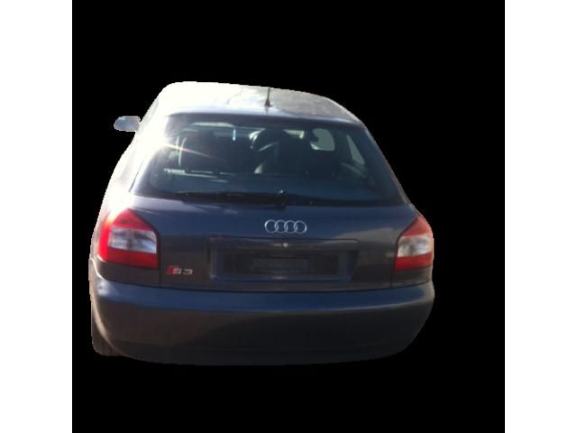 bontott AUDI A3 Bal első Ajtó (Üres lemez)