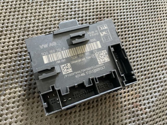 bontott AUDI A3 Bal első Ajtó Vezérlőegység