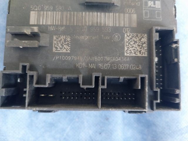 bontott AUDI A3 Bal első Ajtó Vezérlőegység