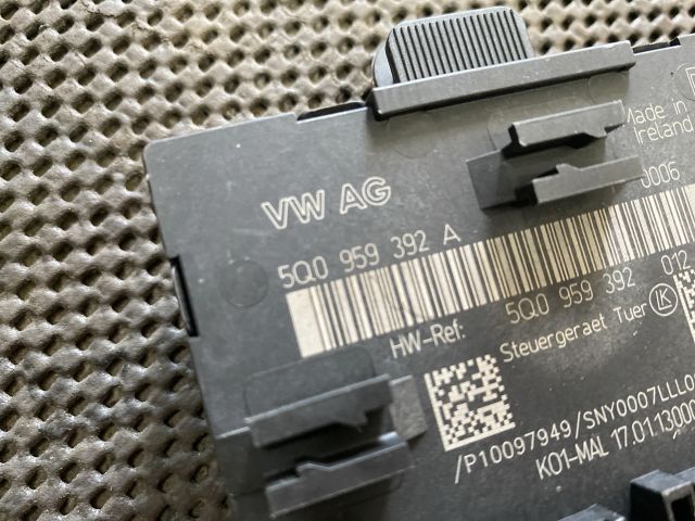 bontott AUDI A3 Bal első Ajtó Vezérlőegység