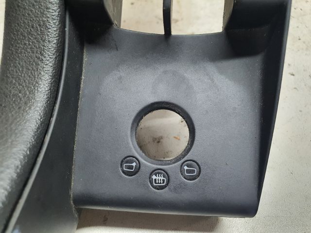 bontott AUDI A3 Bal első Ajtóbehúzó