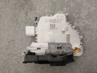 bontott AUDI A3 Bal első Ajtózár