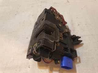 bontott AUDI A3 Bal első Ajtózár