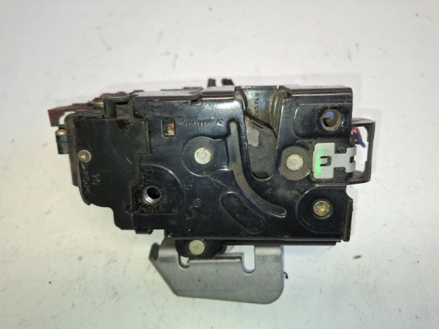 bontott AUDI A3 Bal első Ajtózár