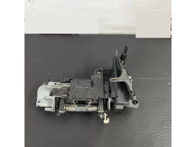 bontott AUDI A3 Bal első Ajtózár