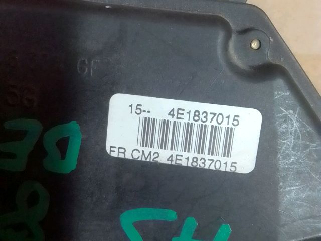 bontott AUDI A3 Bal első Ajtózár