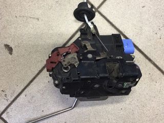 bontott AUDI A3 Bal első Ajtózár