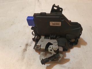 bontott AUDI A3 Bal első Ajtózár