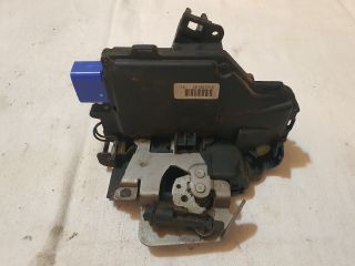 bontott AUDI A3 Bal első Ajtózár