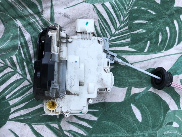 bontott AUDI A3 Bal első Ajtózár