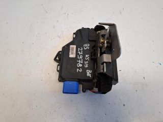 bontott AUDI A3 Bal első Ajtózár