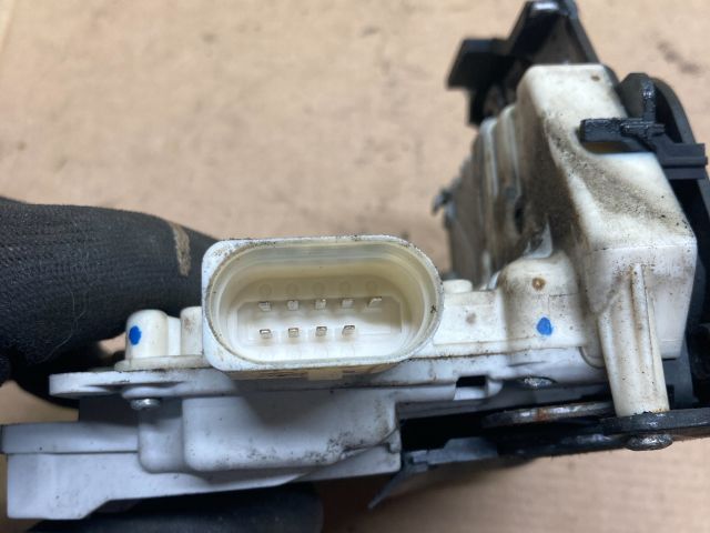 bontott AUDI A3 Bal első Ajtózár