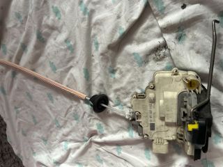 bontott AUDI A3 Bal első Ajtózár