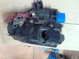 bontott AUDI A3 Bal első Ajtózár