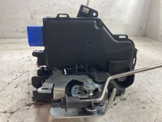 bontott AUDI A3 Bal első Ajtózár