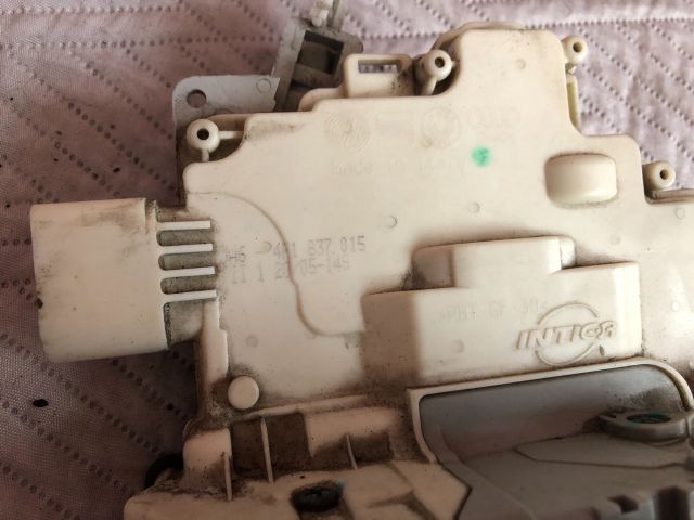 bontott AUDI A3 Bal első Ajtózár