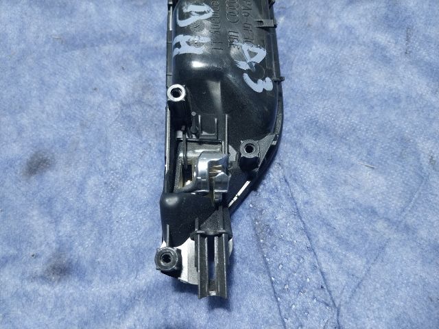 bontott AUDI A3 Bal első Belső Kilincs