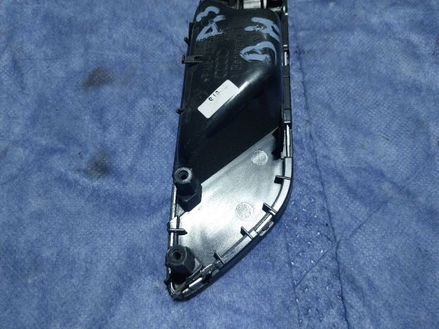 bontott AUDI A3 Bal első Belső Kilincs