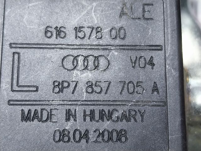 bontott AUDI A3 Bal első Biztonsági Öv