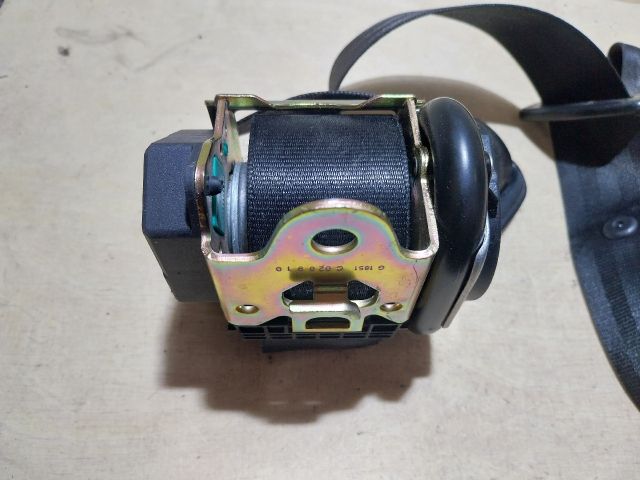 bontott AUDI A3 Bal első Biztonsági Öv