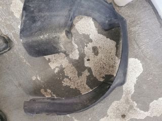 bontott AUDI A3 Bal első Első Dobbetét (Kerékjárati, Műanyag)