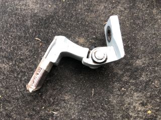 bontott AUDI A3 Bal első Felső Zsanér