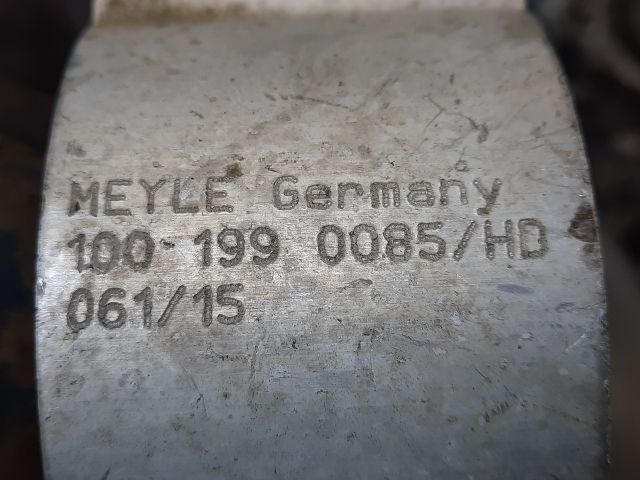 bontott AUDI A3 Bal első Futómű Kitámasztó