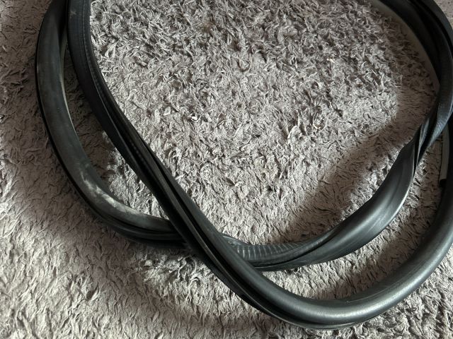 bontott AUDI A3 Bal első Gumikéder