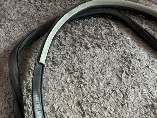 bontott AUDI A3 Bal első Gumikéder