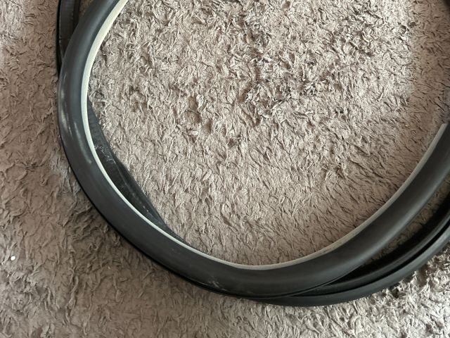 bontott AUDI A3 Bal első Gumikéder