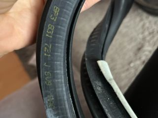 bontott AUDI A3 Bal első Gumikéder