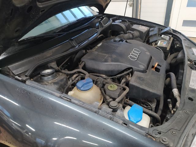 bontott AUDI A3 Bal első Kapaszkodó (Felső)