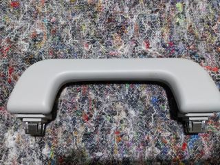 bontott AUDI A3 Bal első Kapaszkodó (Felső)