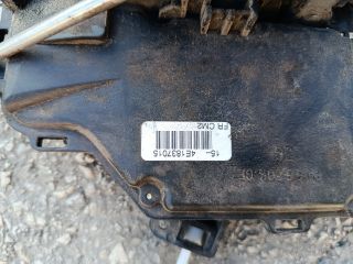 bontott AUDI A3 Bal első Központizár Motor