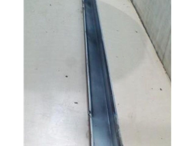 bontott AUDI A3 Bal első Küszöb Díszléc