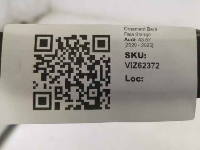 bontott AUDI A3 Bal első Lökhárító Díszléc