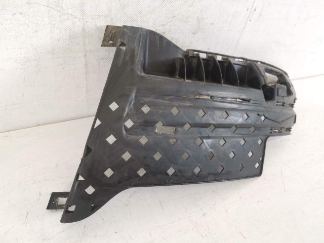 bontott AUDI A3 Bal első Lökhárító Tartó (Műanyag)