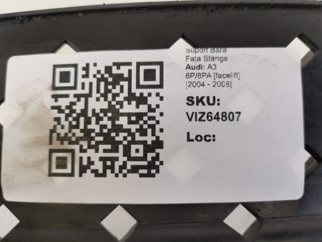 bontott AUDI A3 Bal első Lökhárító Tartó (Műanyag)