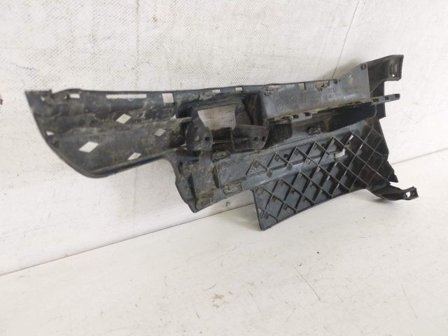 bontott AUDI A3 Bal első Lökhárító Tartó (Műanyag)