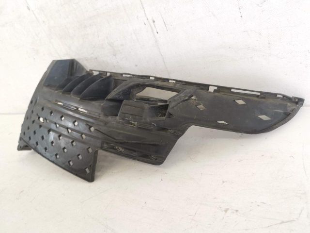 bontott AUDI A3 Bal első Lökhárító Tartó (Műanyag)