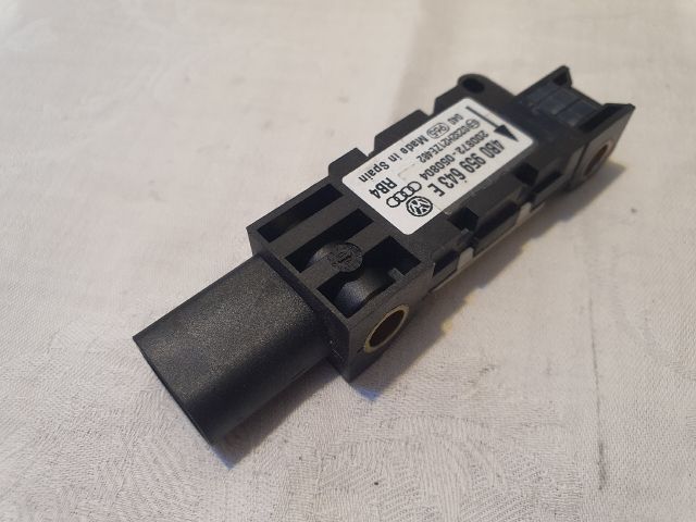 bontott AUDI A3 Bal első Oldal Ütközés Érzékelő