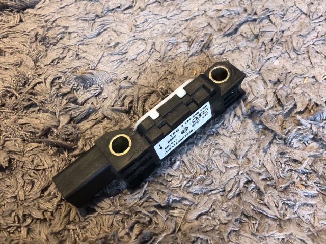 bontott AUDI A3 Bal első Oldal Ütközés Érzékelő