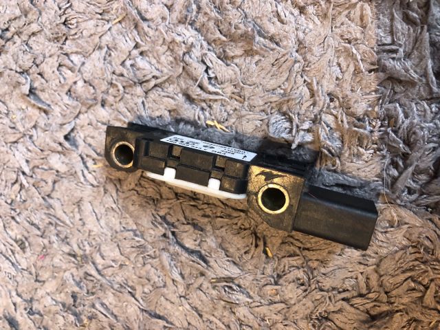 bontott AUDI A3 Bal első Oldal Ütközés Érzékelő