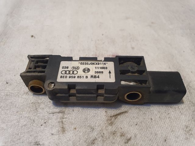 bontott AUDI A3 Bal első Oldal Ütközés Érzékelő