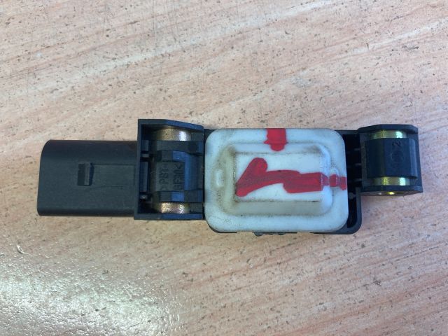 bontott AUDI A3 Bal első Oldal Ütközés Érzékelő