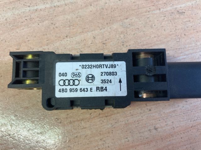 bontott AUDI A3 Bal első Oldal Ütközés Érzékelő