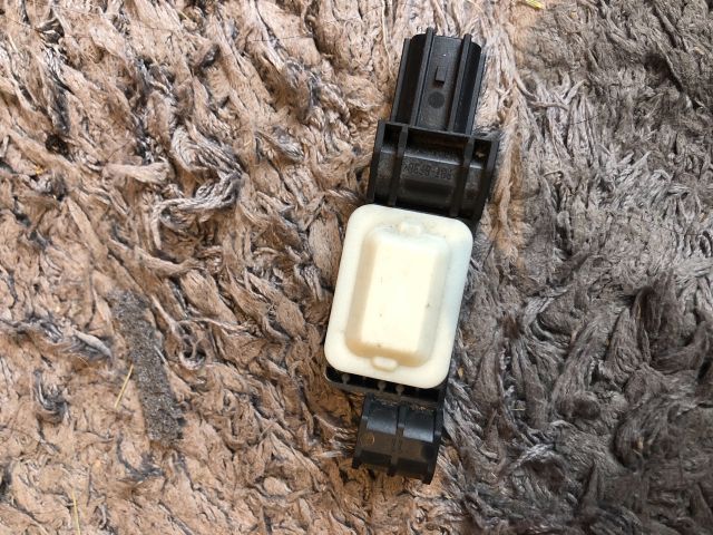 bontott AUDI A3 Bal első Oldal Ütközés Érzékelő