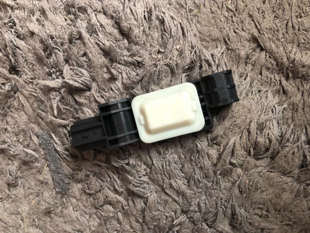 bontott AUDI A3 Bal első Oldal Ütközés Érzékelő