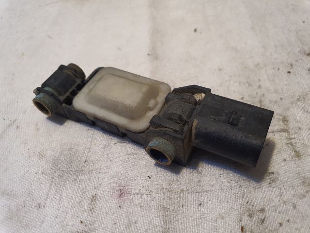 bontott AUDI A3 Bal első Oldal Ütközés Érzékelő